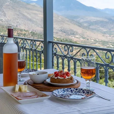 Maistros * Galaxídhion