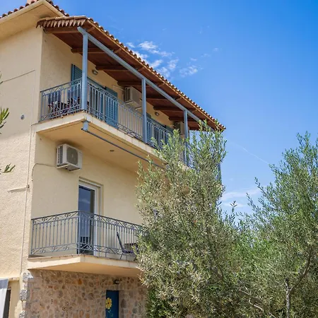 Maistros * Galaxídhion