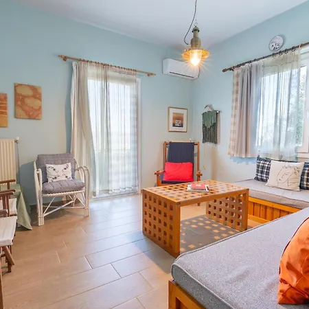 Maistros Apartment *