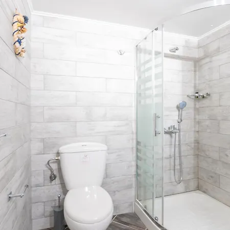 Maistros * Galaxídhion