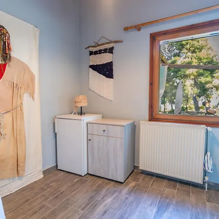 Maistros Studios Apartment