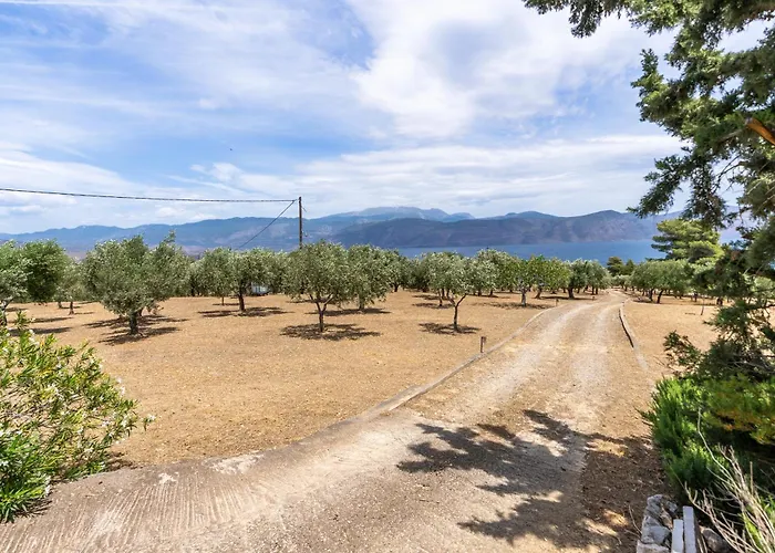 Maistros Studios Apartment